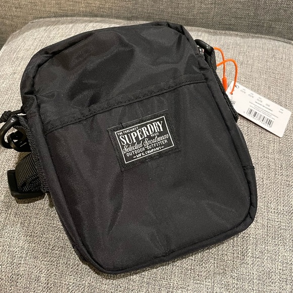 BNWT - Superdry Vintage Max Climber Sidebag - black - o/s - Picture 11 of 14